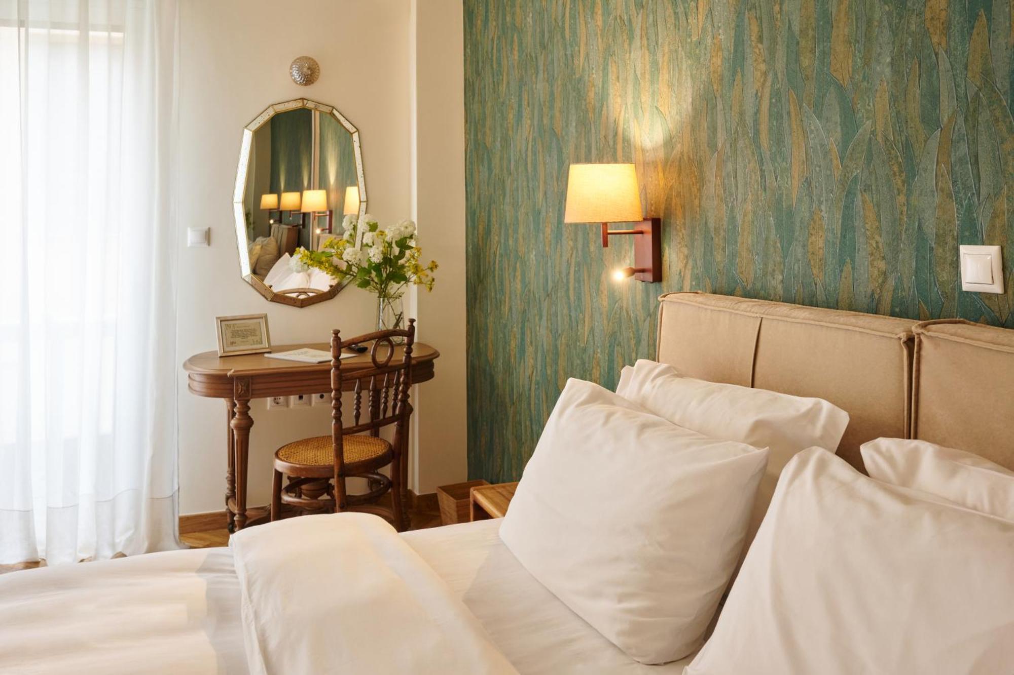 Rastoni Athens Suites Near Acropolis Exterior photo